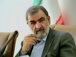 محسن رضایی: ۴۸ ساعت پیش برای اولین بار موشک ضدناوشکن ایرانی را بالای سر یک ناو آمریکایی آزمایش کردیم/ فرار کردند