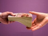 دختر بازنشسته تا چه زمانی می‌تواند حقوق پدر را بگیرد؟ / شرط ازدواج و اشتغال چیست؟