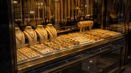 رکورد جدید قیمت طلا؛ روند صعودی تا کجا ادامه دارد؟ / در این قیمت‌ها بخریم یا بفروشیم؟