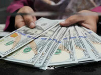 آخرین قیمت دلار امروز ۱۵ مهر ۱۴۰۵ / دلار عقب نشست + جدول